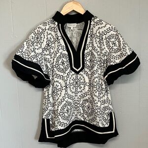 Entro Black and White Geometric Blouse Small NWT